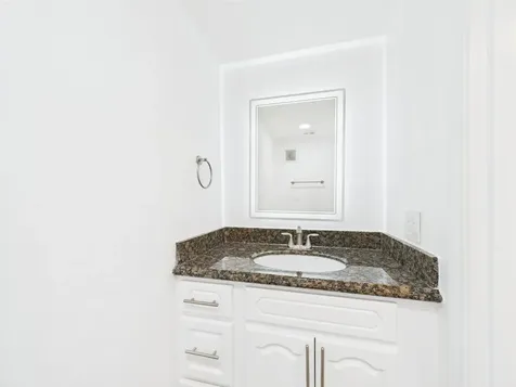 10380 Briar Forest Drive 32/6 Houston TX 77042