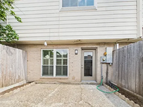 10380 Briar Forest Drive 32/6 Houston TX 77042