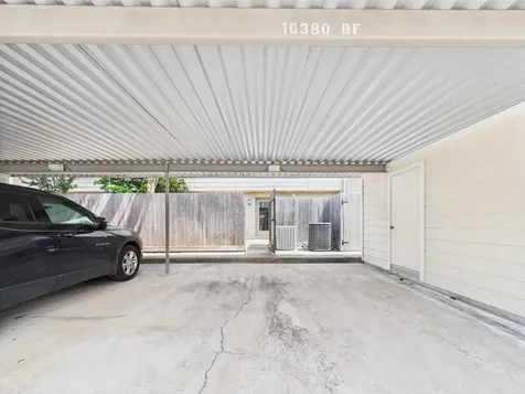 10380 Briar Forest Drive 32/6 Houston TX 77042
