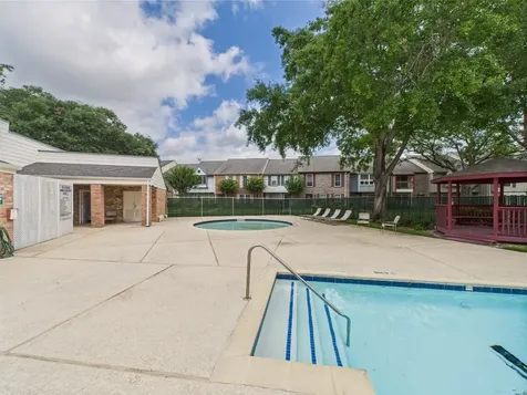 10380 Briar Forest Drive 32/6 Houston TX 77042