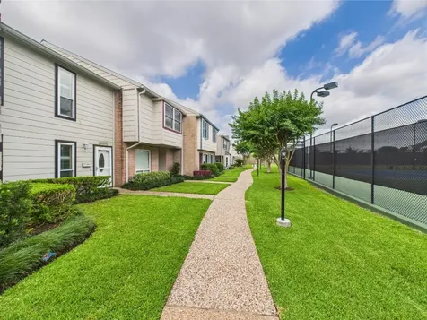 10380 Briar Forest Drive 32/6 Houston TX 77042