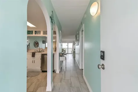 7310 Seawall Boulevard 404 Galveston TX 77551