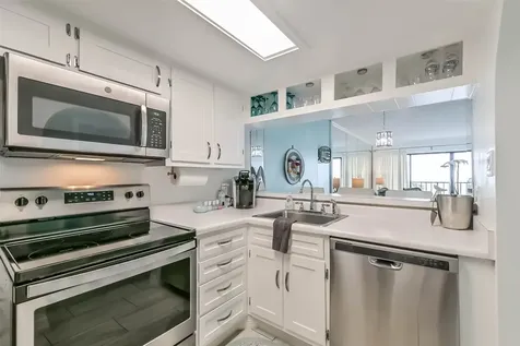 7310 Seawall Boulevard 404 Galveston TX 77551