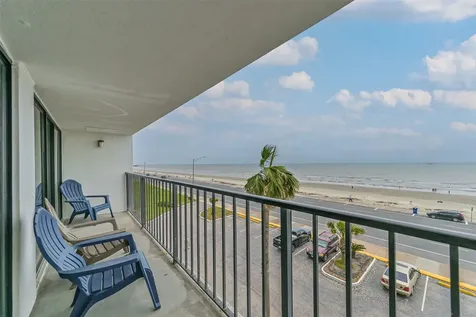 7310 Seawall Boulevard 404 Galveston TX 77551