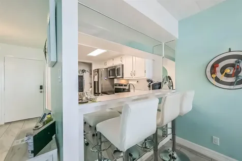 7310 Seawall Boulevard 404 Galveston TX 77551