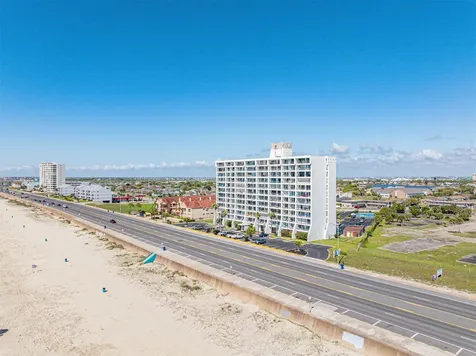 7310 Seawall Boulevard 404 Galveston TX 77551