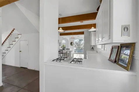 222 Quaker Drive Friendswood TX 77546
