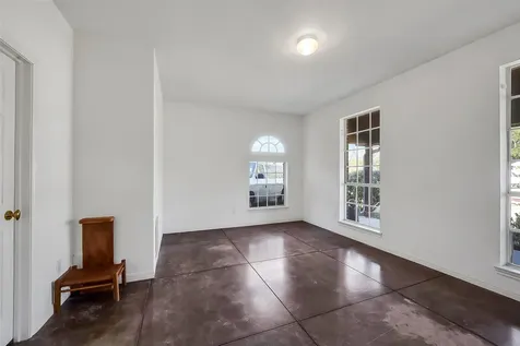 222 Quaker Drive Friendswood TX 77546