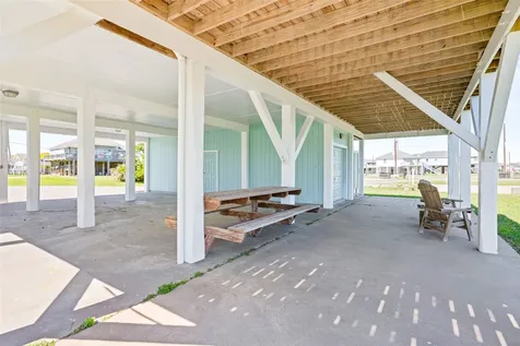 3040 Carioca Court Crystal Beach TX 77650