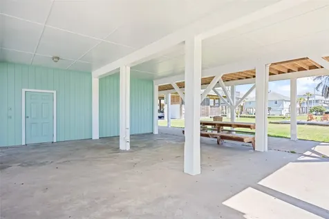 3040 Carioca Court Crystal Beach TX 77650