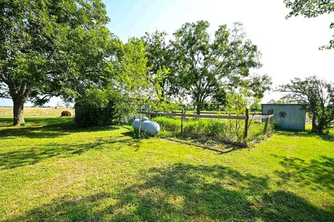 14920 Bj Dusek Road Wallis TX 77485