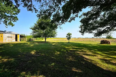 14920 Bj Dusek Road Wallis TX 77485