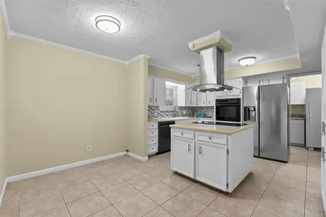 8515 Twelve Oaks Drive Texas City TX 77591