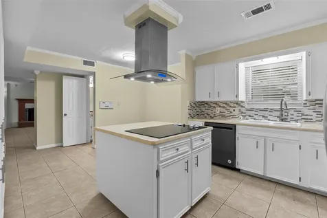 8515 Twelve Oaks Drive Texas City TX 77591