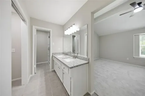 21 Oldstream Court The Woodlands TX 77381