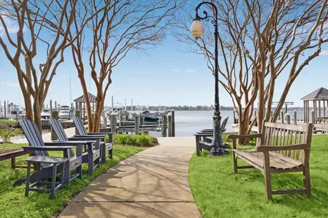 2443 Lakewood Pointe Seabrook TX 77586