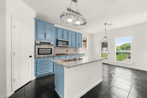 8410 Columbus Court Pearland TX 77584
