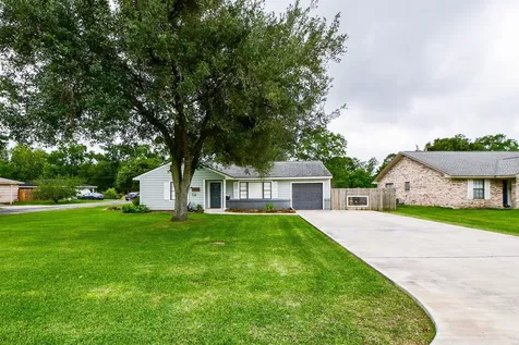 3116 12th Street Bay City TX 77414