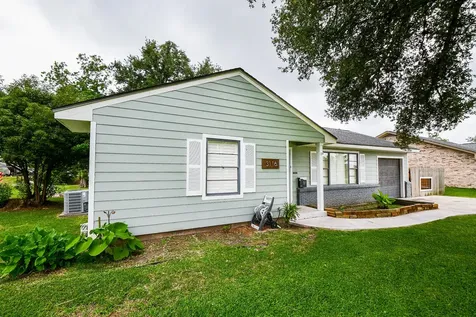 3116 12th Street Bay City TX 77414