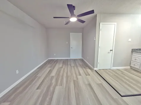 1618 Live Oak Hollow Street Pearland TX 77581