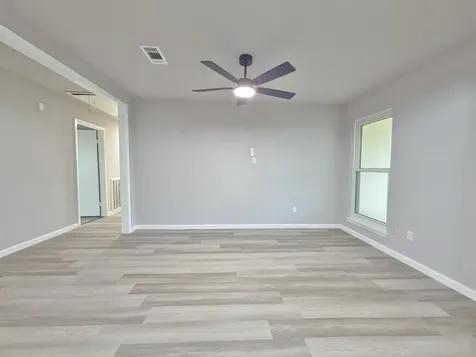 1618 Live Oak Hollow Street Pearland TX 77581