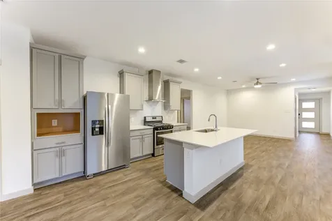 12735 Ermine Street Houston TX 77047