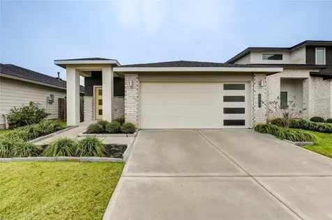 12735 Ermine Street Houston TX 77047