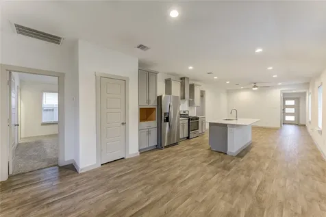 12735 Ermine Street Houston TX 77047