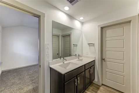 12735 Ermine Street Houston TX 77047