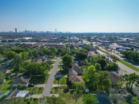 3222 Jarvis Street Houston TX 77063