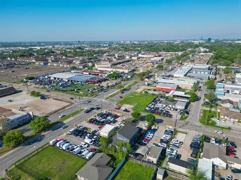 3222 Jarvis Street Houston TX 77063