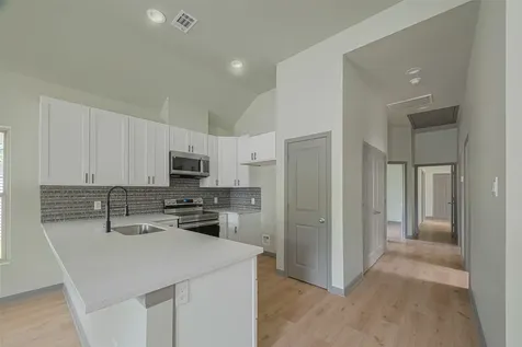 1909 Oregon Street Baytown TX 77520