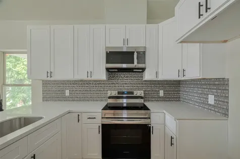 1909 Oregon Street Baytown TX 77520