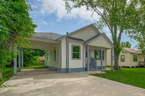 1909 Oregon Street Baytown TX 77520