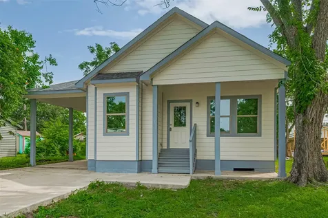 1909 Oregon Street Baytown TX 77520