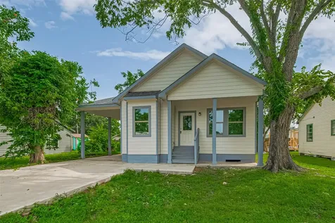 1909 Oregon Street Baytown TX 77520