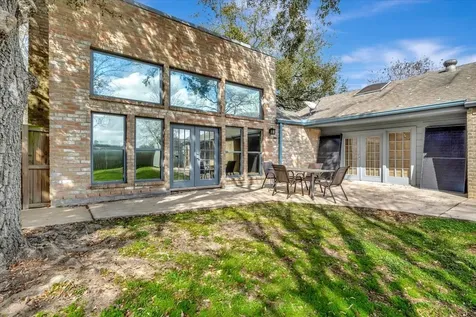 4330 Shady Springs Drive Seabrook TX 77586