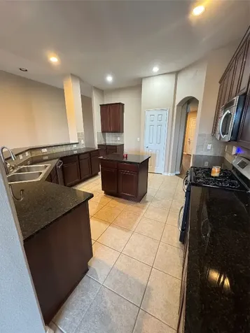 3219 Witney Way Fresno TX 77545