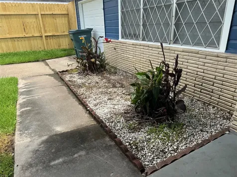 5480 Thames Beaumont TX 77708