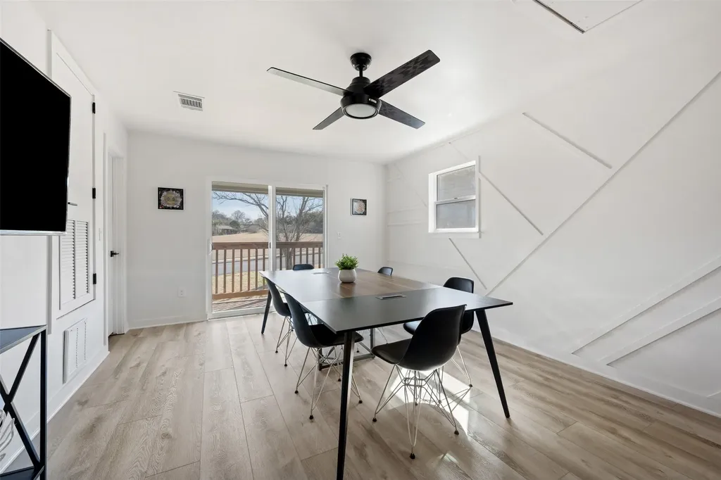 6104 Reicher Drive Austin TX 78723