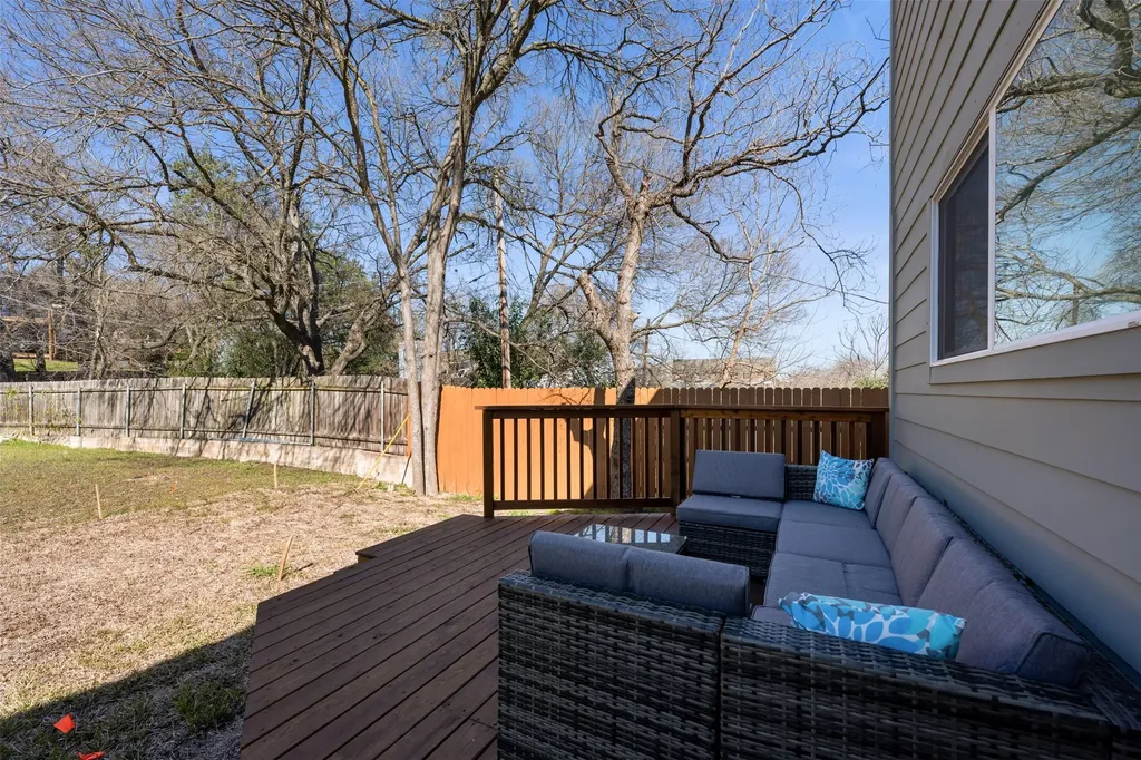 6104 Reicher Drive Austin TX 78723