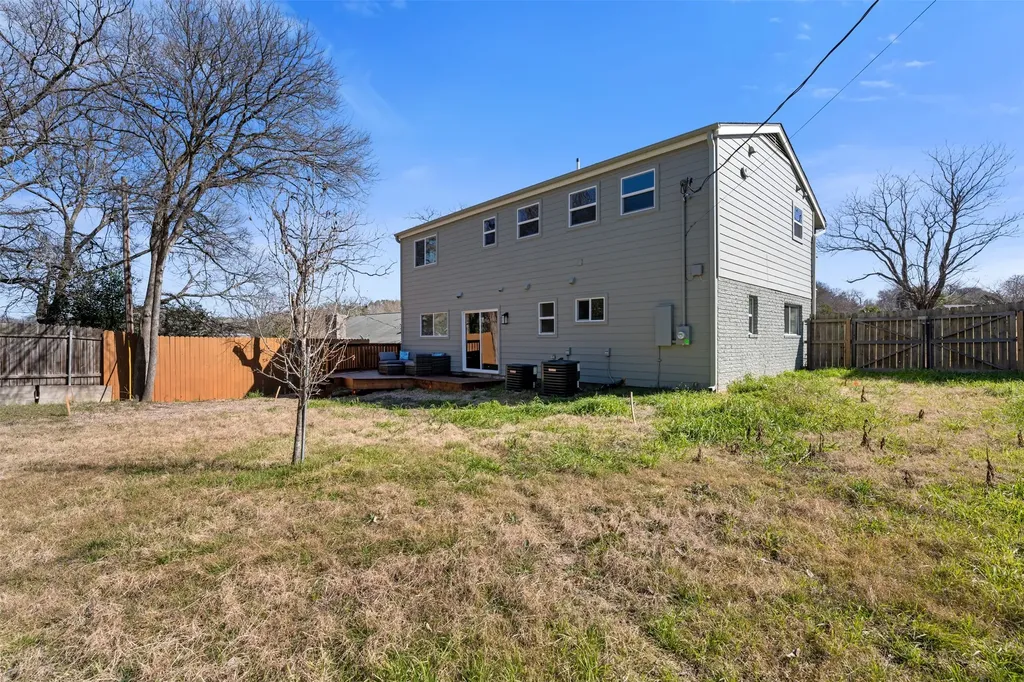 6104 Reicher Drive Austin TX 78723