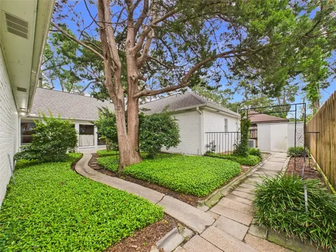 15115 Stonewick Drive Houston TX 77068