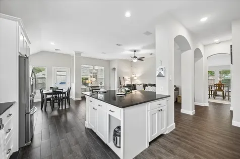 6146 Bradie Court League City TX 77573