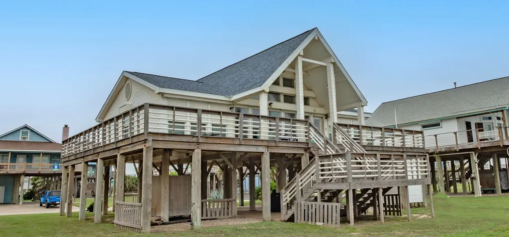 12922 Jolly Roger Drive Freeport TX 77541