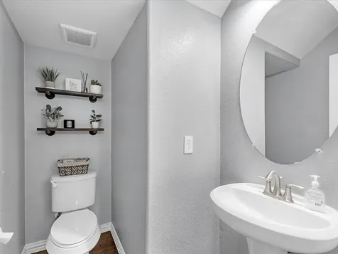623 Orchid Hill Drive E Conroe TX 77301