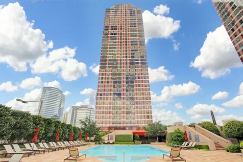 5110 San Felipe Street 64w Houston TX 77056