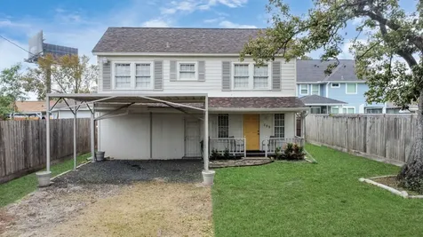 109 Amundsen Street Houston TX 77009