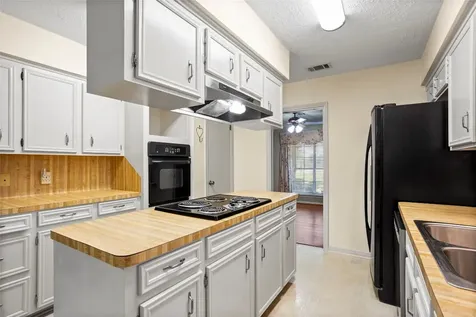 5521 Lanis Street Dickinson TX 77539