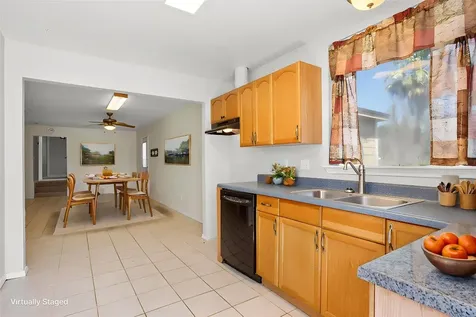5521 Lanis Street Dickinson TX 77539